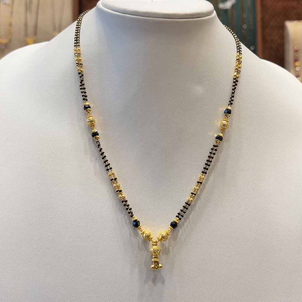 CMR 9.785gms SHORT BLACK BEADS 22K Nakshi