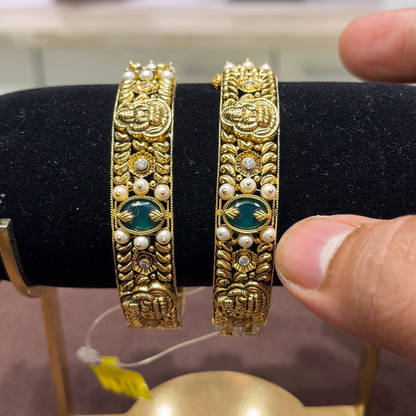 SwarnaKanchi 35.459gms BANGLES 22K Yellow Gold