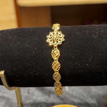 Chennai Shopping Mall 5.788gms Bracelets 22K Yellow Gold