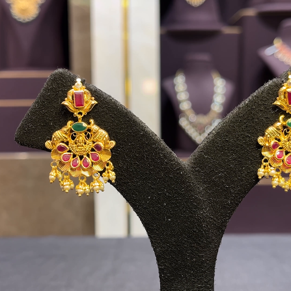 CMR 6.724gms EARRINGS 22K Yellow Gold