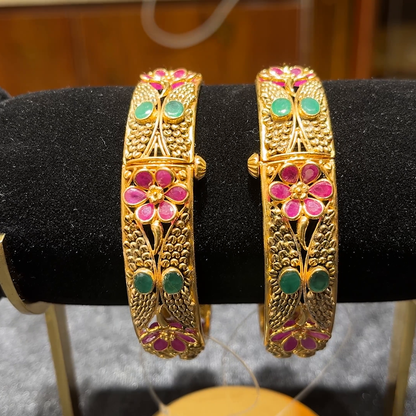 MUKUNDA JEWELLERS 22.88gms BANGLES 22K Yellow Gold