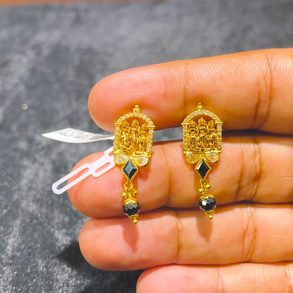 CMR 4.833gms EARRINGS 22K Yellow Gold