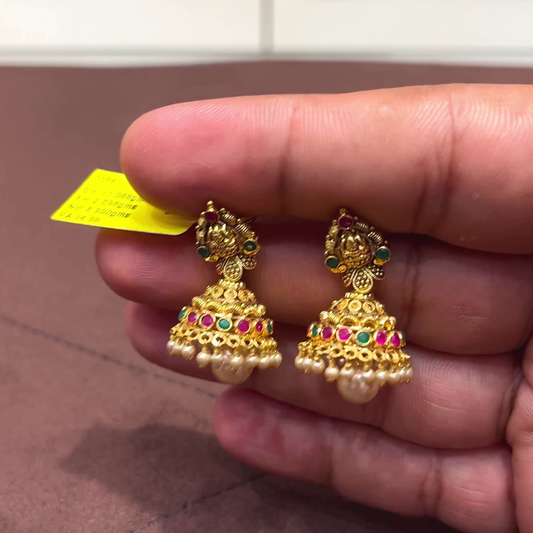 SwarnaKanchi 8.99gms EARRINGS 22K Yellow Gold