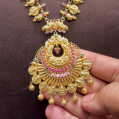 SwarnaKanchi 42.163gms HARAMS 22K Yellow Gold