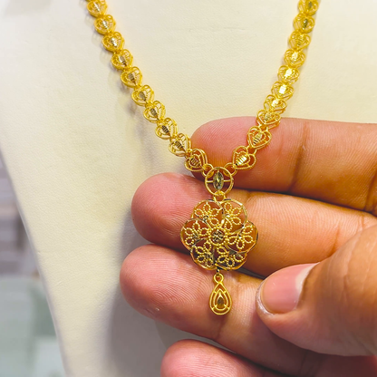 SOUTH INDIA 8.21gms NECKLACE 22K Yellow Gold