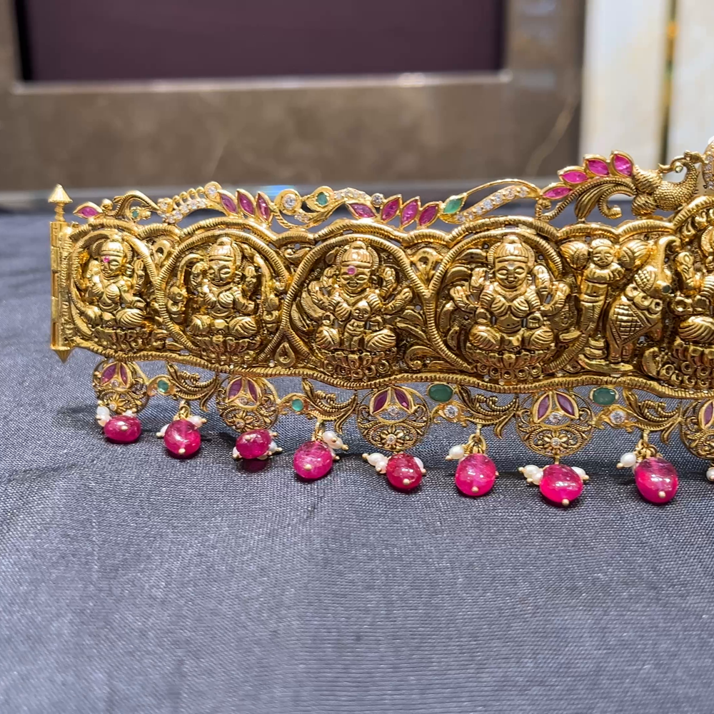 CMR 91.416gms VADDANAM 22K Nakshi