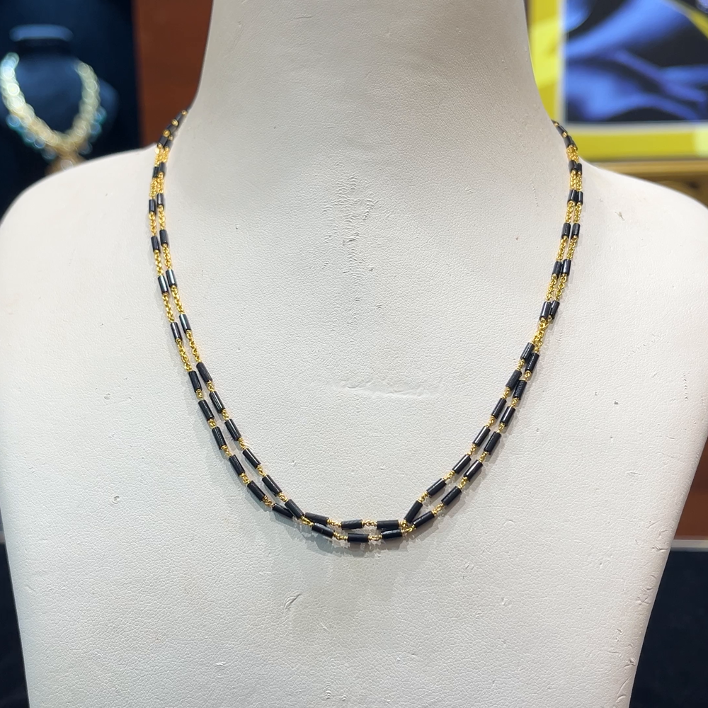 RS BROTHERS 5.494gms SHORT BLACK BEADS 22K Yellow Gold