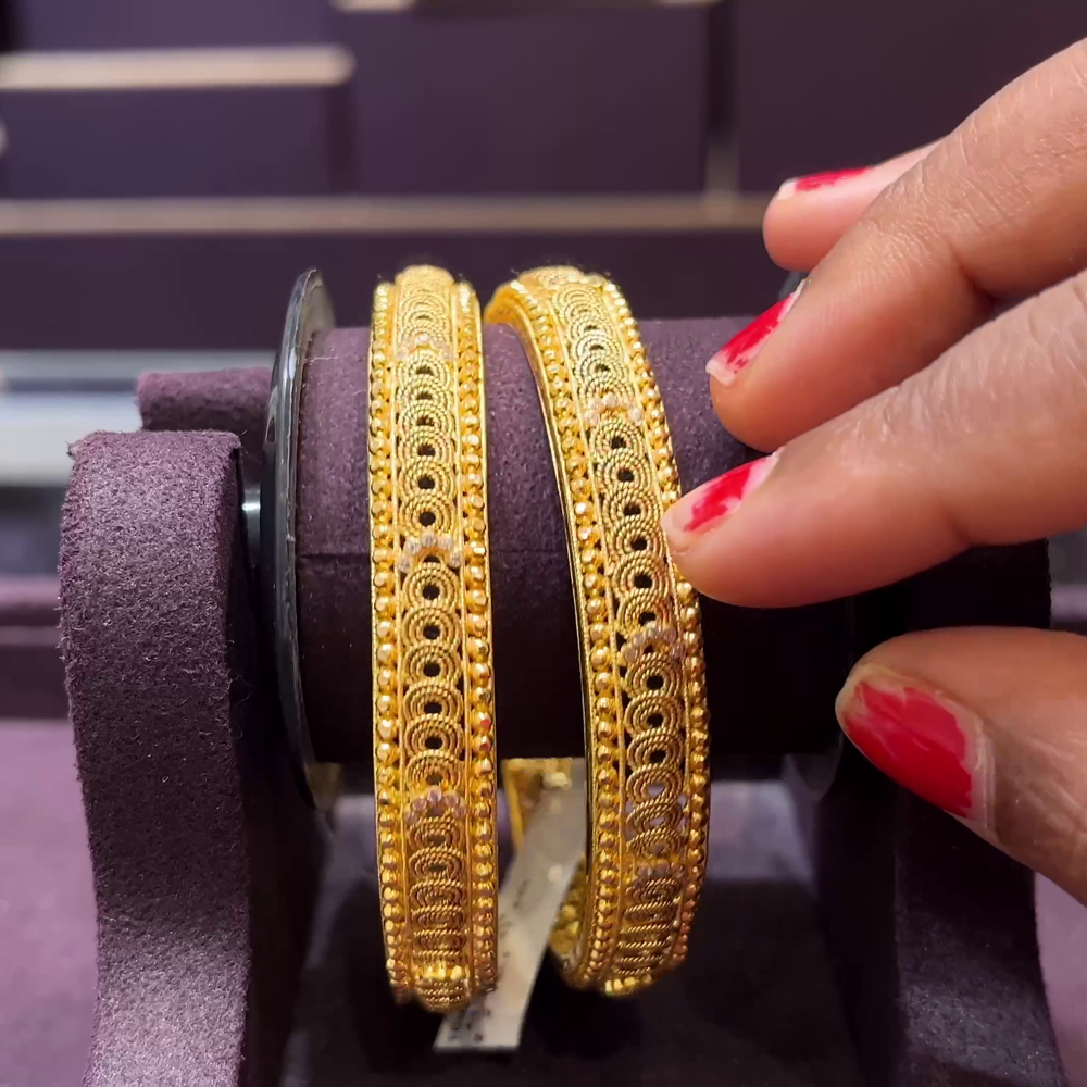 CMR 43.545gms BANGLES 22K Yellow Gold