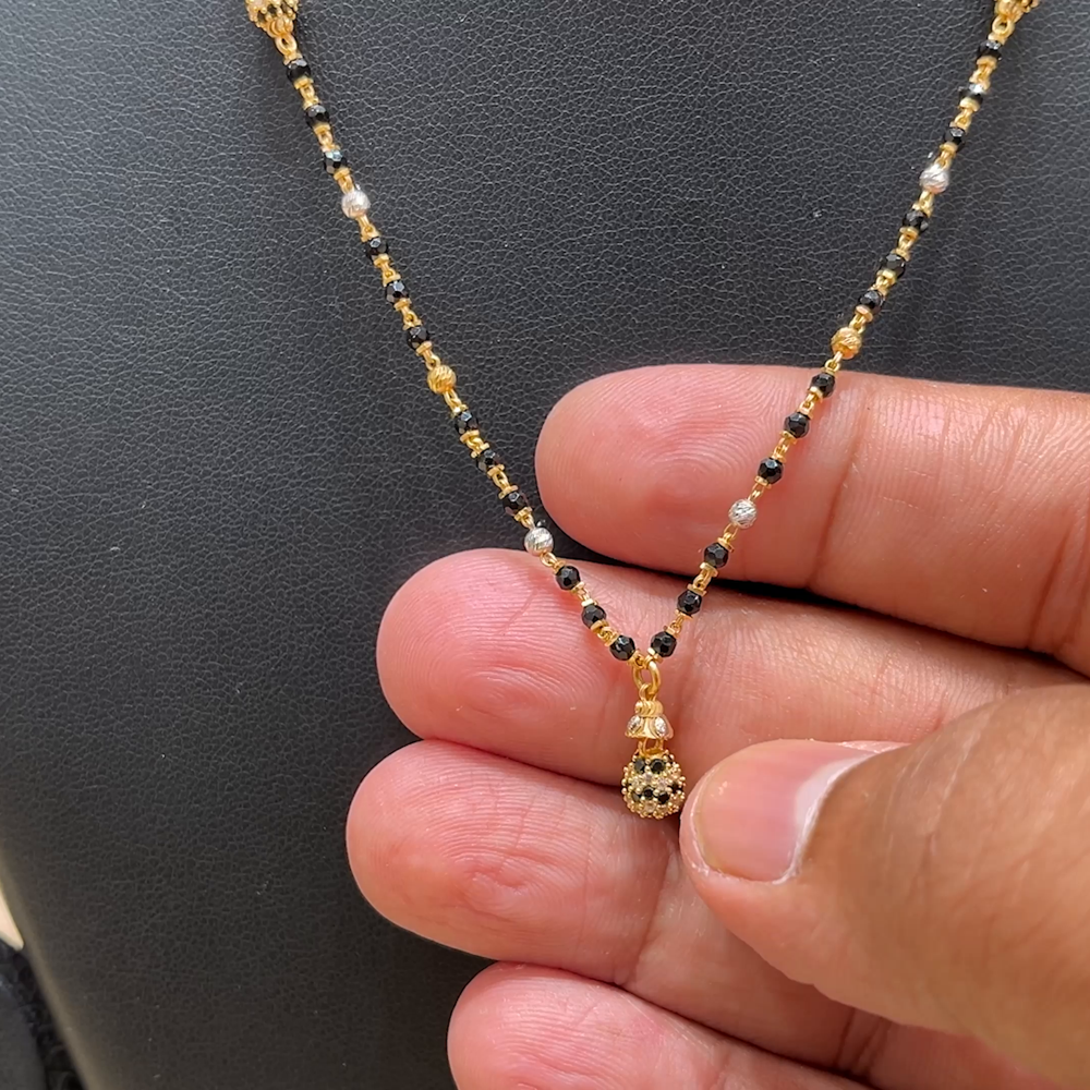 Chennai Shopping Mall 5.91gms SHORT BLACK BEADS 22K Yellow Gold