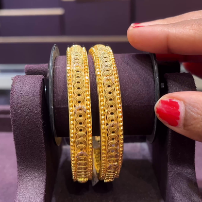 CMR 43.545gms BANGLES 22K Yellow Gold