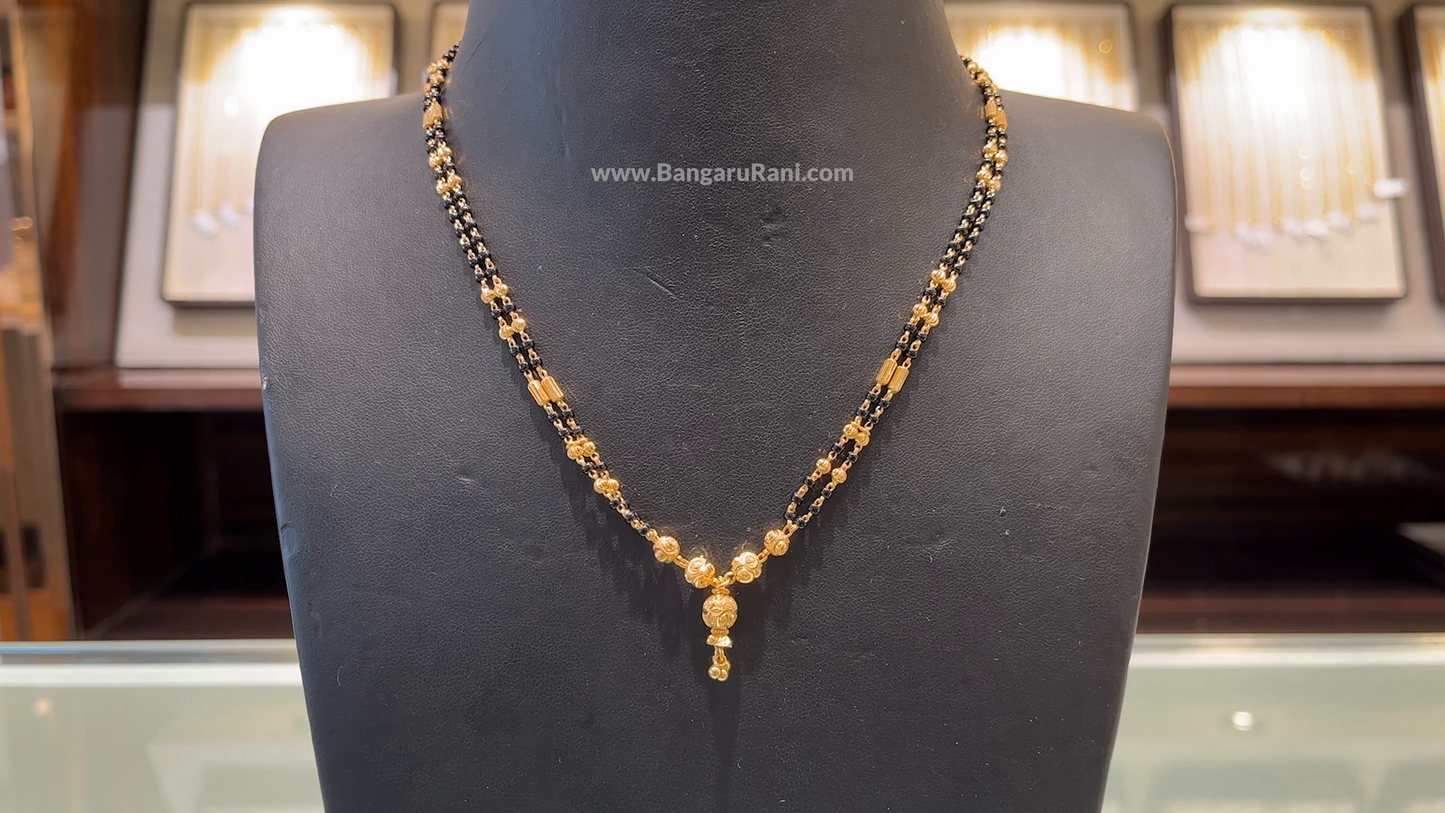 SOUTH INDIA 11.346gms SHORT BLACK BEADS 22K Yellow Gold