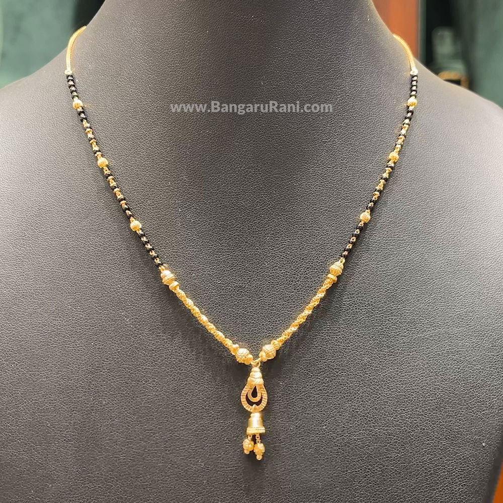 Chennai Shopping Mall 5.247gms SHORT BLACK BEADS 22K Yellow Gold