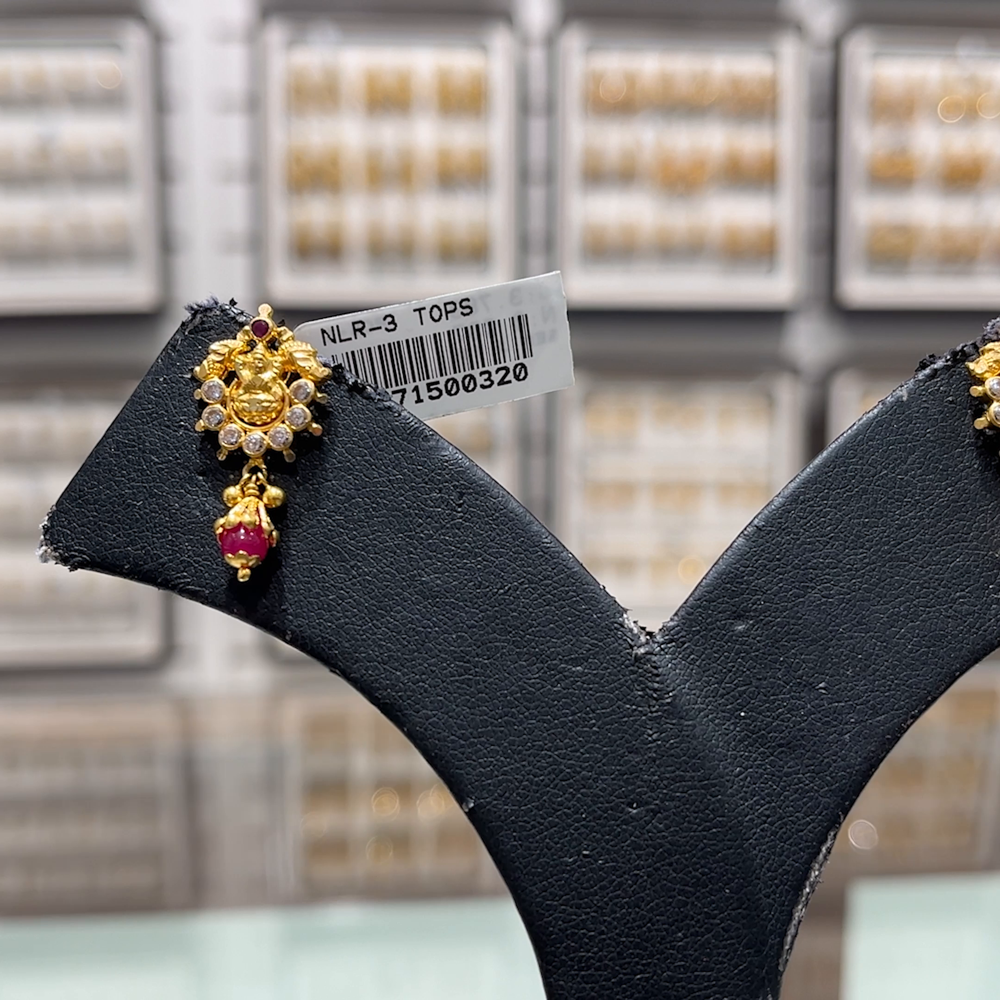 SOUTH INDIA 3.037gms EARRINGS 22K Yellow Gold