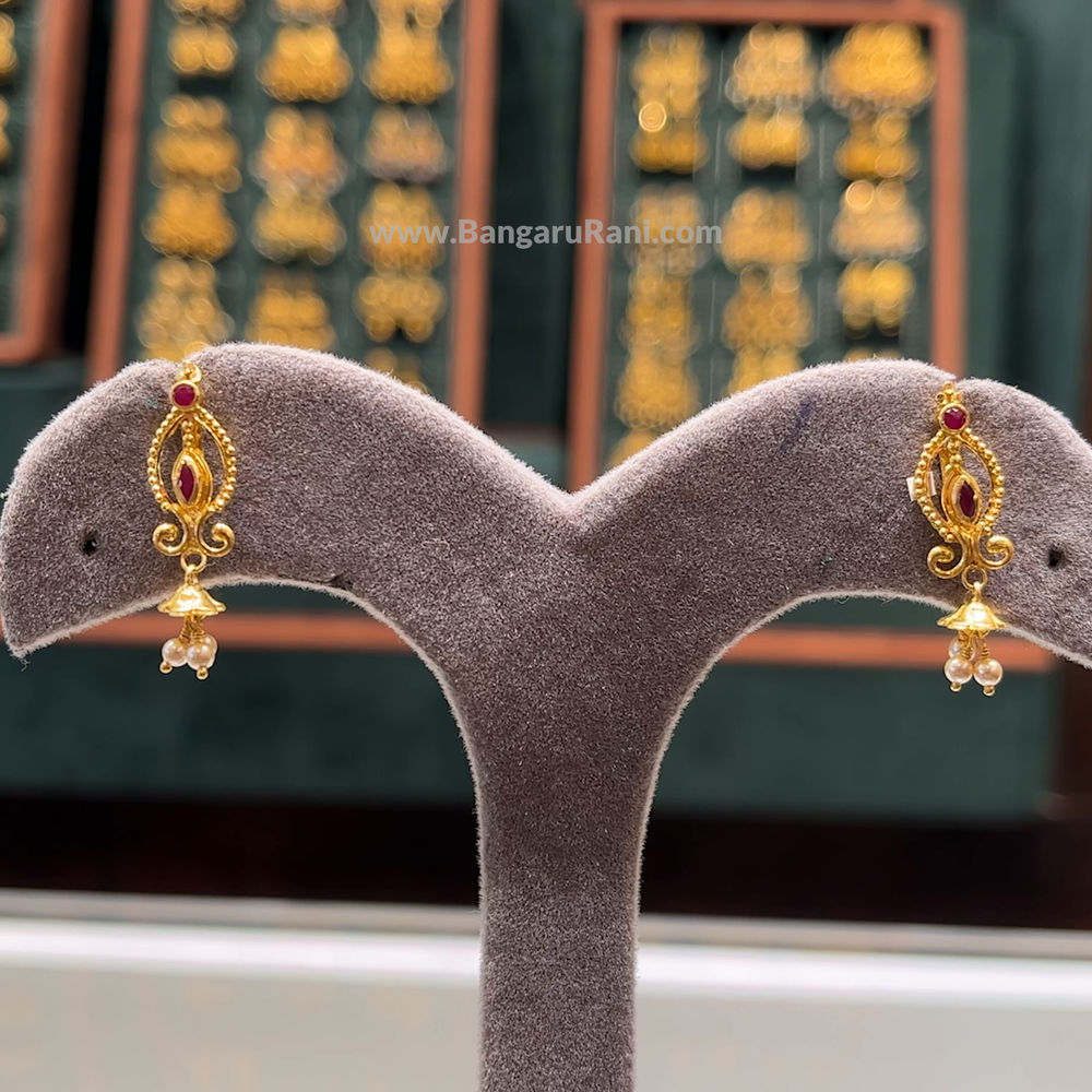 2.518gms EARRINGS 22K Yellow Gold