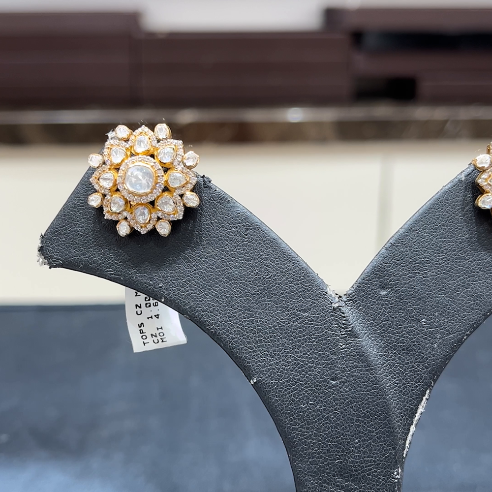 MUKUNDA JEWELLERS 8.17gms EARRINGS 22K Yellow Gold