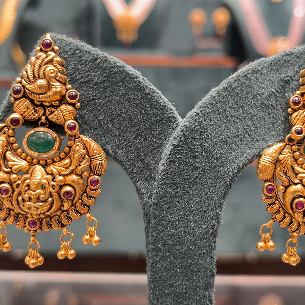 CMR 16.637gms EARRINGS 22K Antique