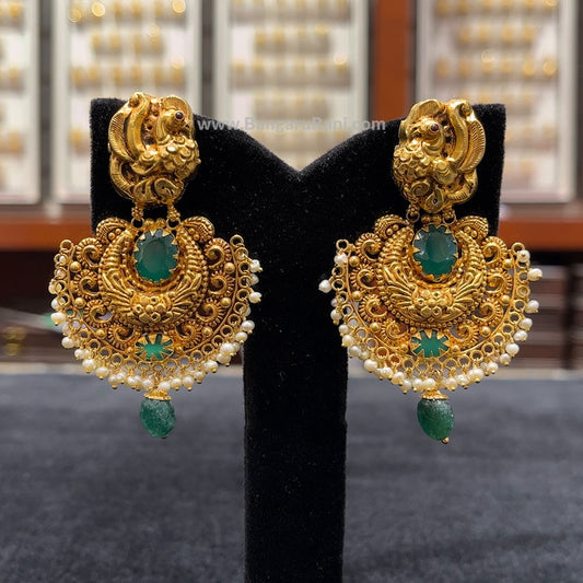 19.355gms EARRINGS 22K Antique