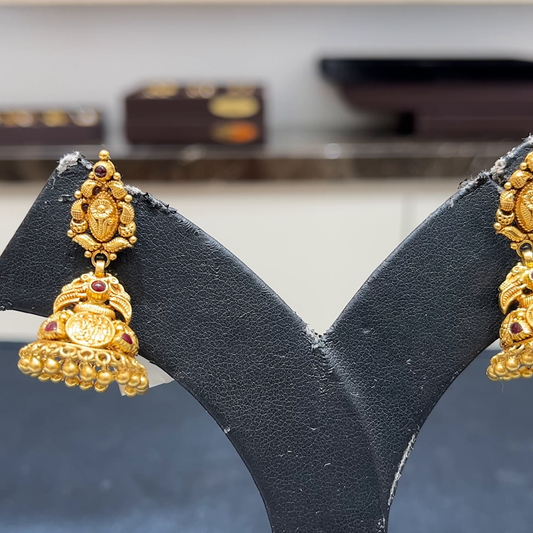 MUKUNDA JEWELLERS 9.58gms EARRINGS 22K Yellow Gold