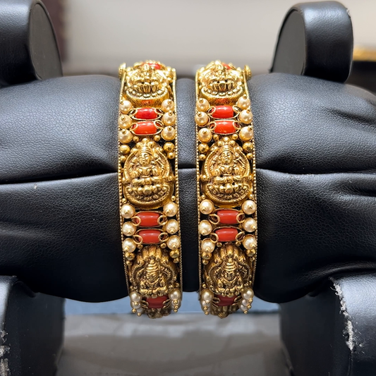 MUKUNDA JEWELLERS 41.184gms BANGLES 22K Antique