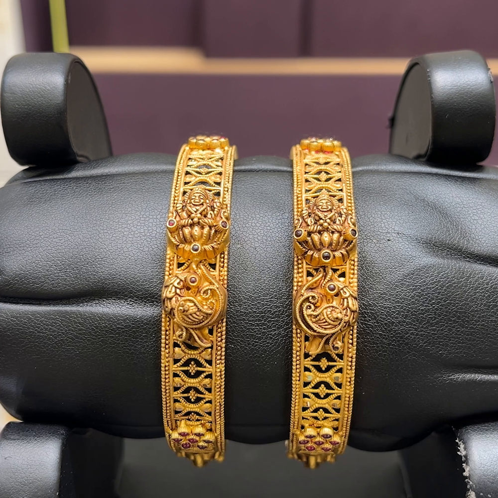 CMR 37.44gms BANGLES 22K Nakshi