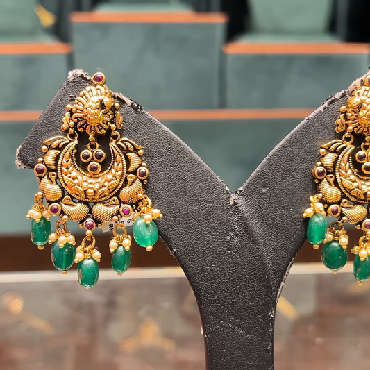 CMR 10.978gms EARRINGS 22K Nakshi