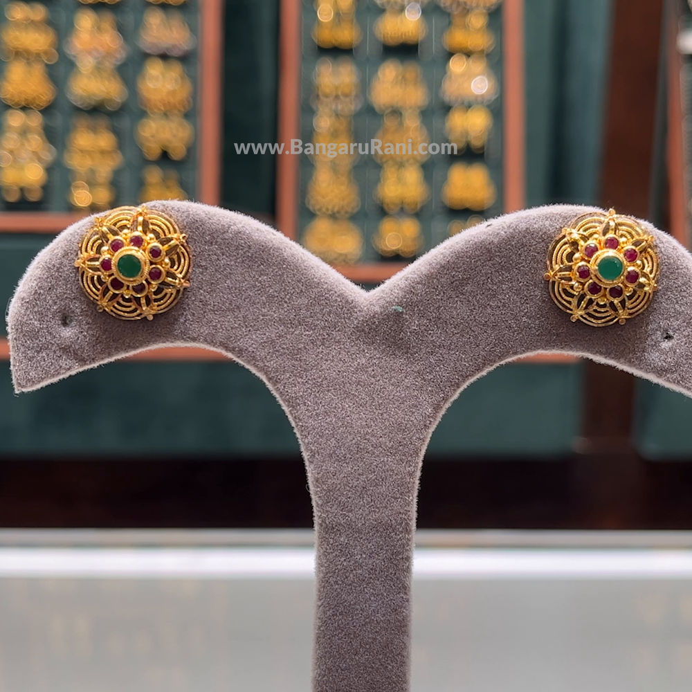 3.398gms EARRINGS 22K Yellow Gold