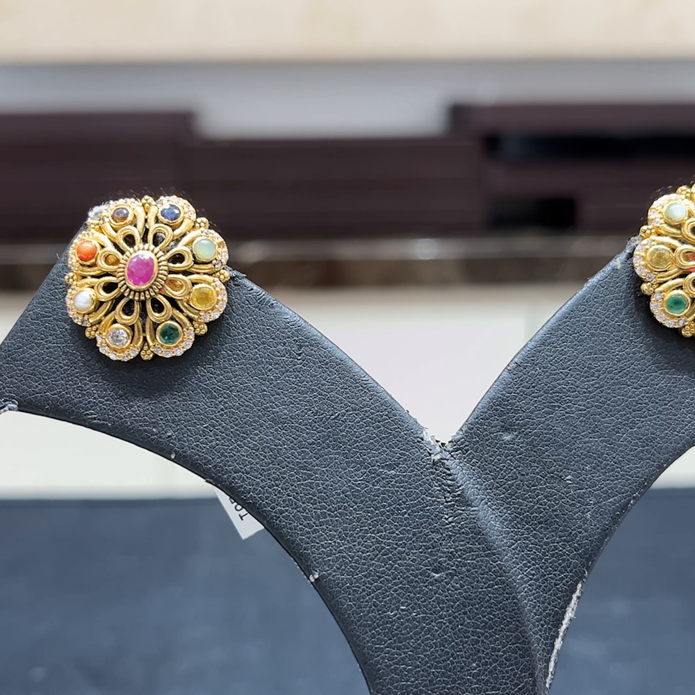 MUKUNDA JEWELLERS 9.326gms EARRINGS 22K Yellow Gold