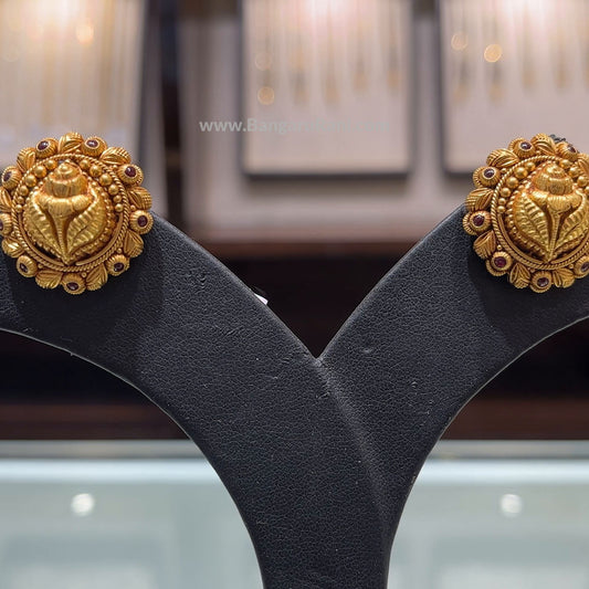 SOUTH INDIA 9.052gms EARRINGS 22K Yellow Gold