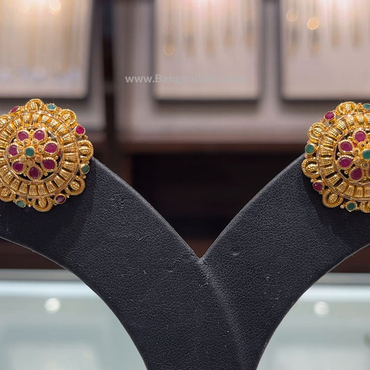 SOUTH INDIA 7.927gms EARRINGS 22K Yellow Gold