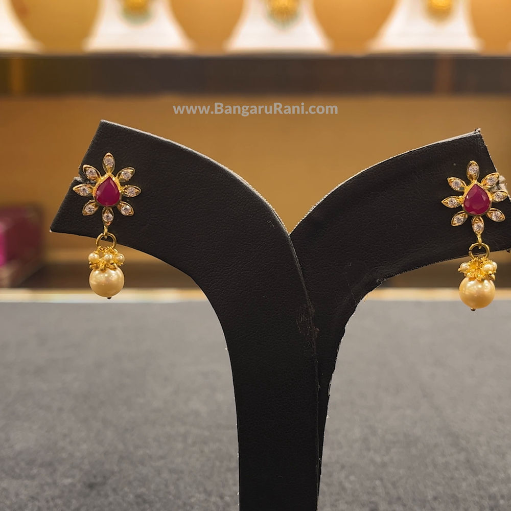 3.74gms EARRINGS 22K Yellow Gold