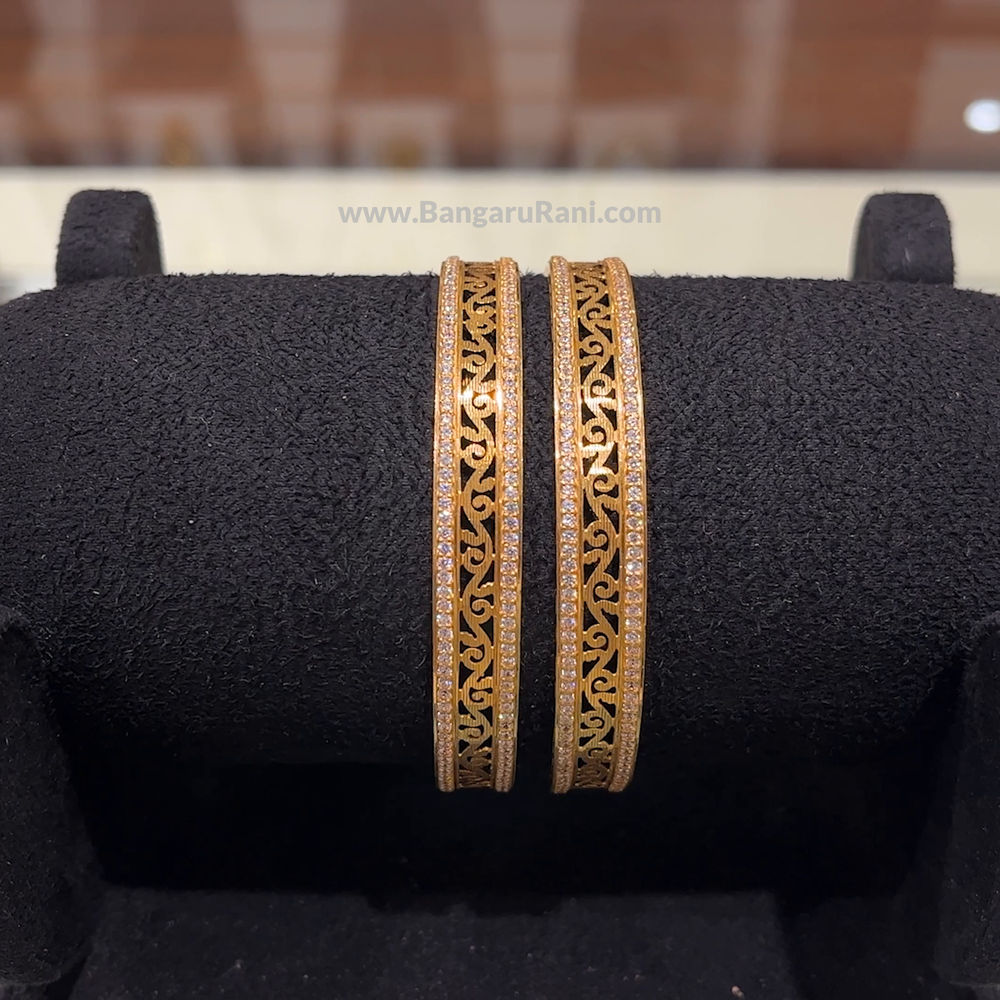 35.232gms BANGLES 22K Yellow Gold