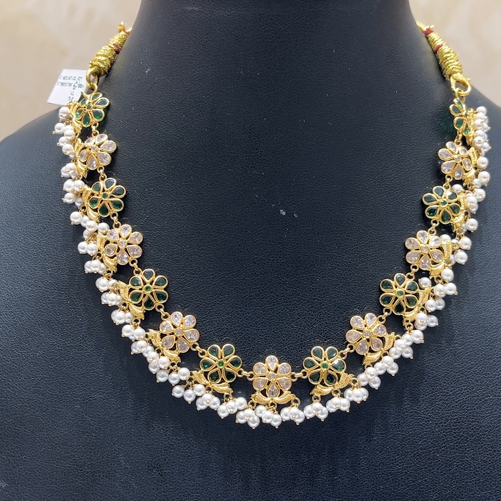 MUKUNDA JEWELLERS 11.81gms NECKLACE 22K Yellow Gold