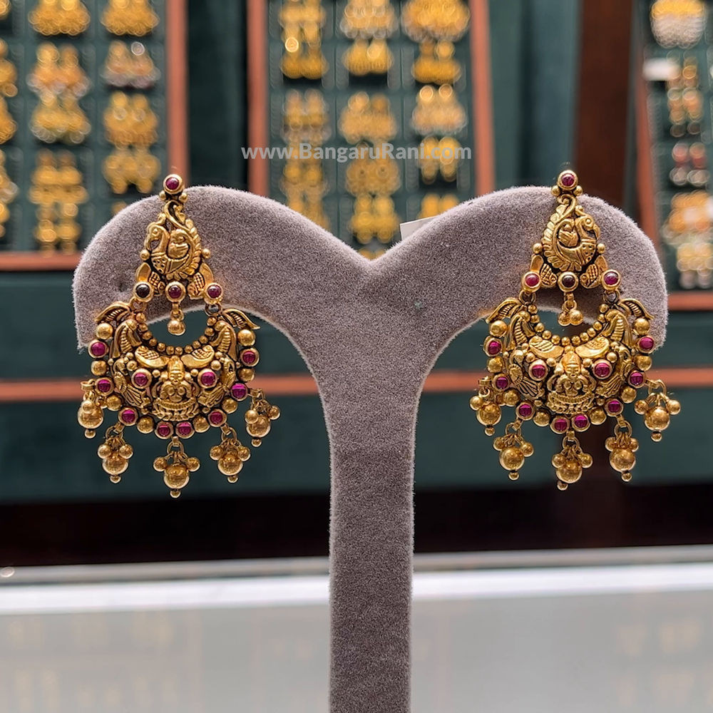 11.756gms EARRINGS 22K Antique