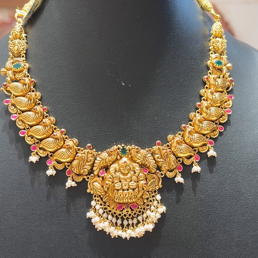 MUKUNDA JEWELLERS 23.03gms NECKLACE 22K Antique