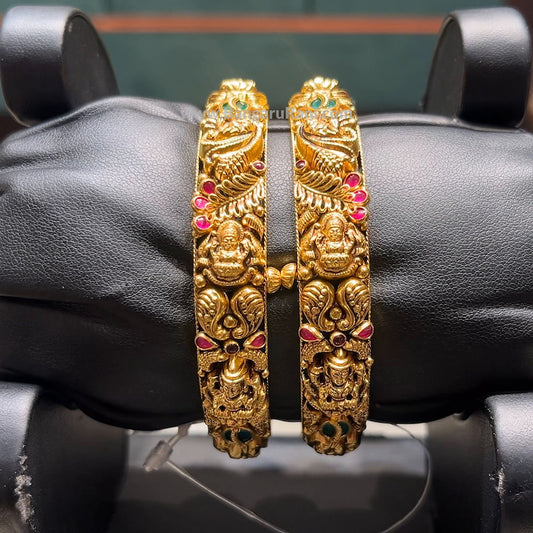 CMR 41.16gms BANGLES 22K Antique