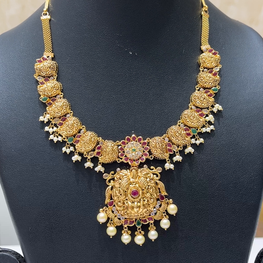 MUKUNDA JEWELLERS 29.41gms NECKLACE 22K Antique