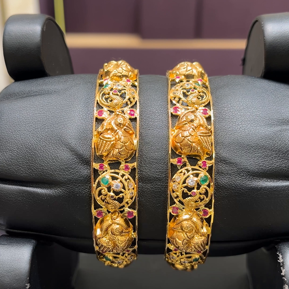 CMR 40.999gms BANGLES 22K Nakshi