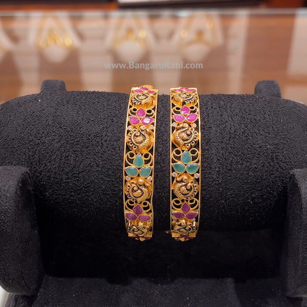 37.673gms BANGLES 22K Antique