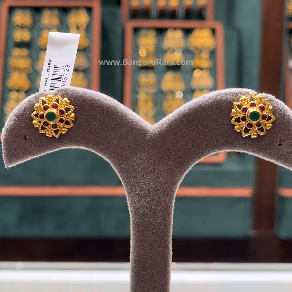 3.583gms EARRINGS 22K Yellow Gold