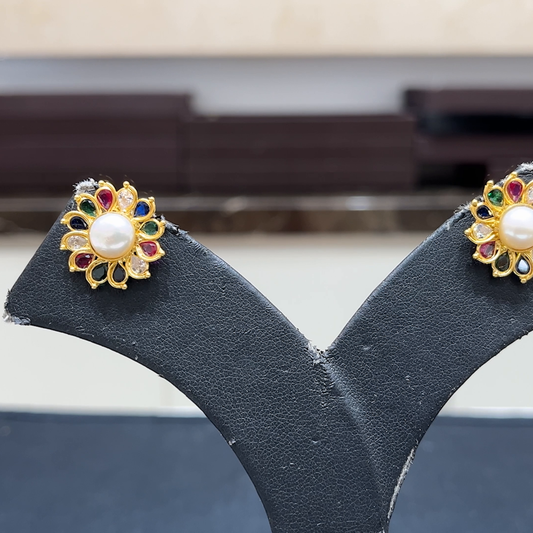 MUKUNDA JEWELLERS 3.47gms EARRINGS 22K Yellow Gold