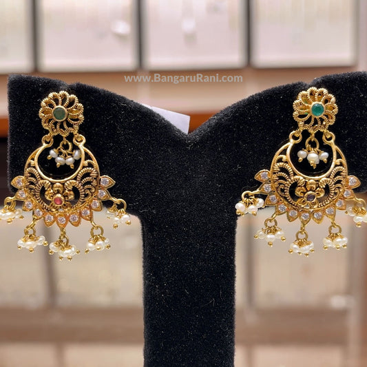 RS BROTHERS 9.726gms EARRINGS 22K Yellow Gold