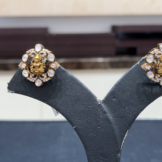 MUKUNDA JEWELLERS 9.52gms EARRINGS 22K Yellow Gold