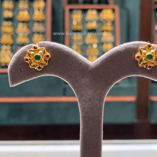 3.242gms EARRINGS 22K Yellow Gold