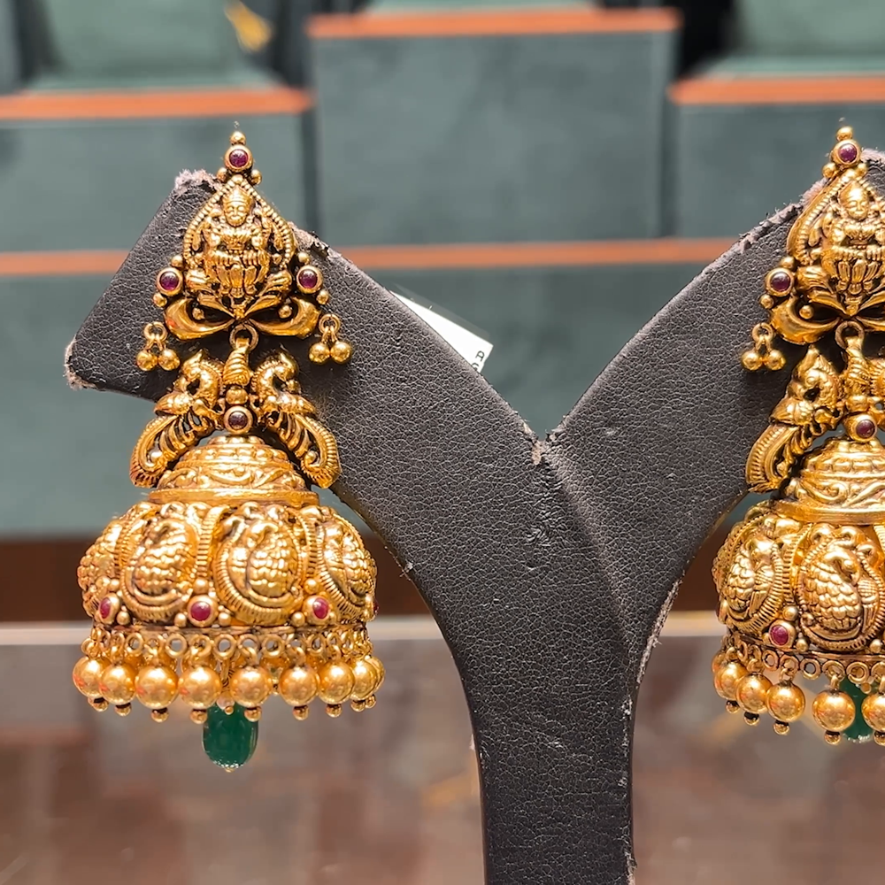 CMR 29.19gms EARRINGS 22K Nakshi