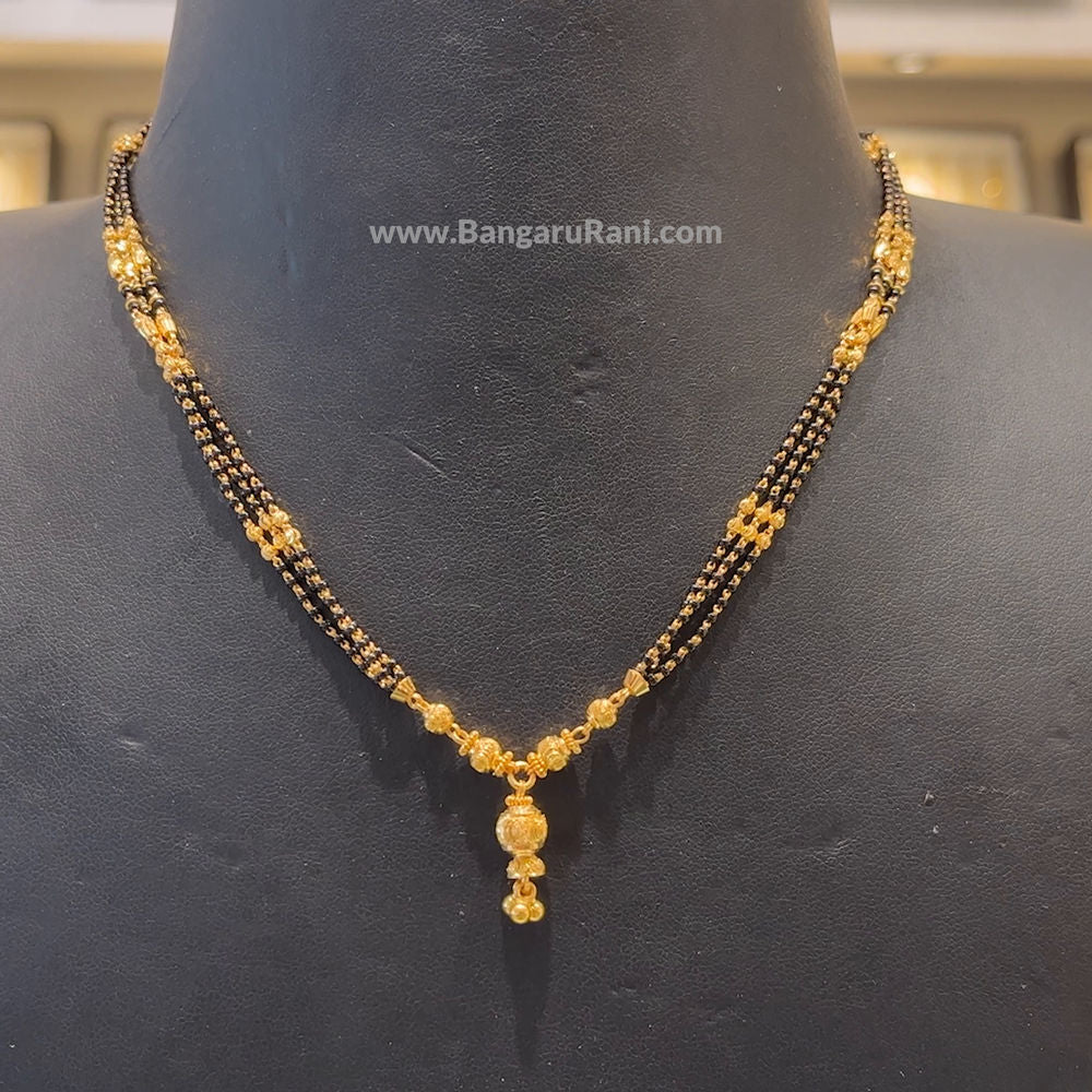 SOUTH INDIA 11.123gms SHORT BLACK BEADS 22K Yellow Gold
